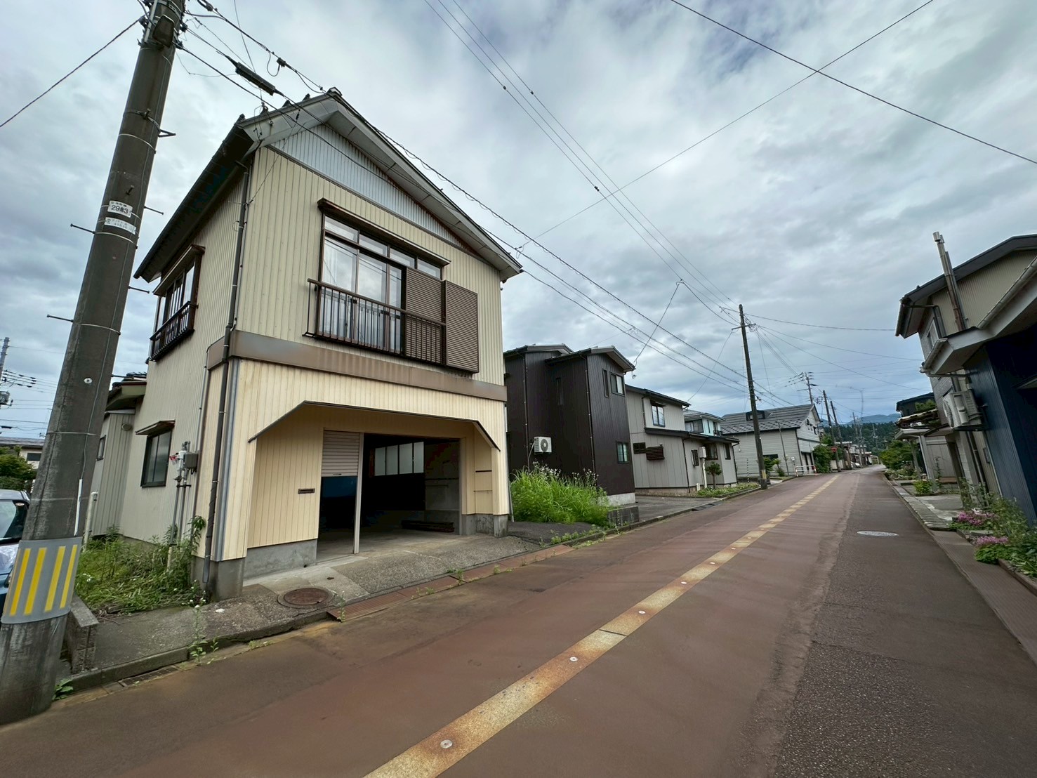 長岡市長倉南町・戸建