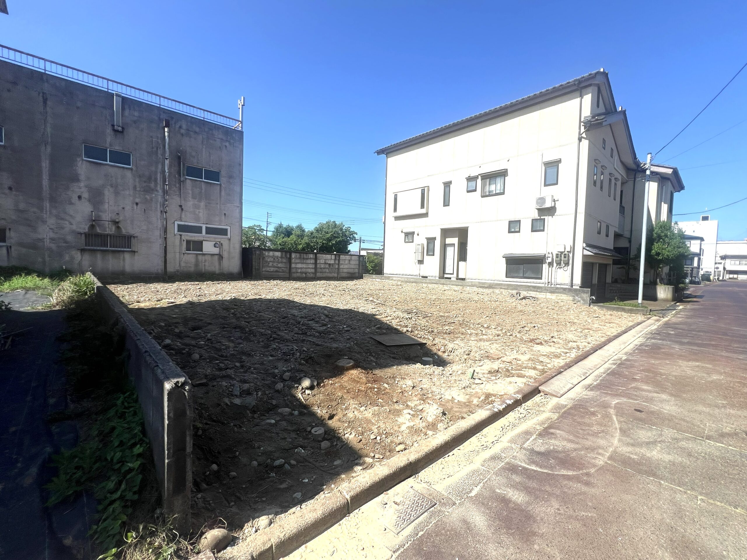 長岡市今朝白・土地（古家あり）